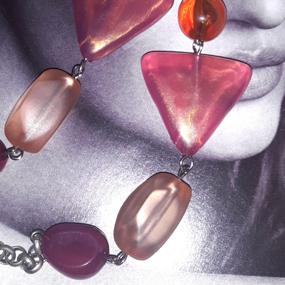 STATEMENT NECKLACE - Picture 7 of 7